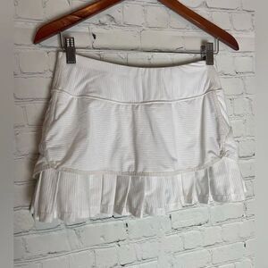 Athleta Womens Skort Ivory Striped Mini Pocket Pleated Stretch Activewear XS